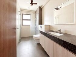 Cambridge Road (D8), Detached #474999551